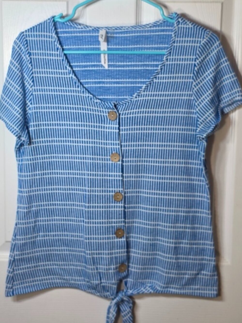 Blue & White Striped Button‑Front Tie Blouse – NY Collection (Medium)